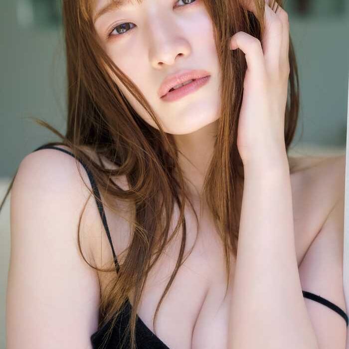 中田花奈がFLASH表紙に登場♡艶やかな姿と最新活動に注目：cocotte