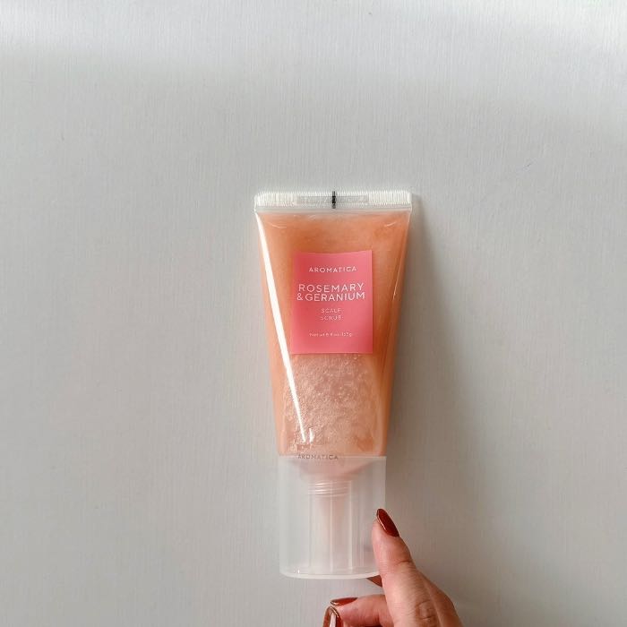 アロマティカのヘアスクラブ