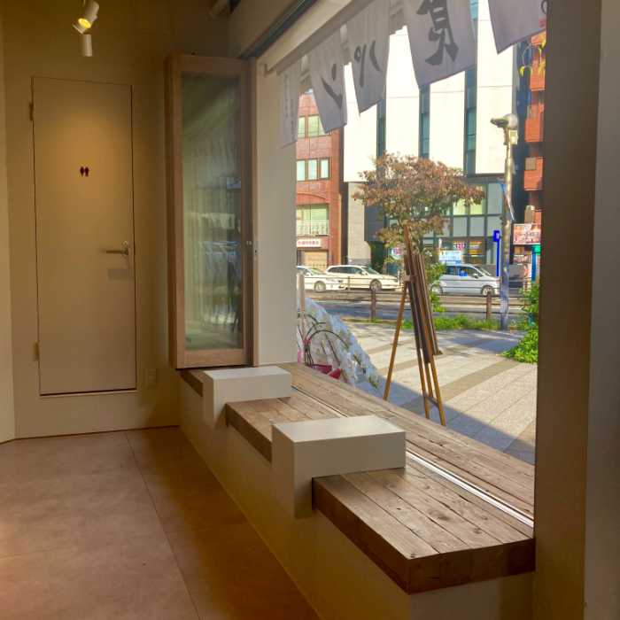 GINZA NISHIKAWA COFFEE ROASTERY 食パンカフェスタンド 三田慶應大前店の内観1