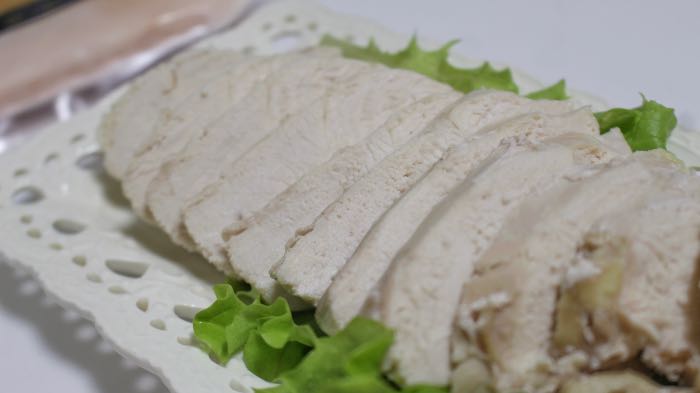 阿波尾鶏のサラダチキン