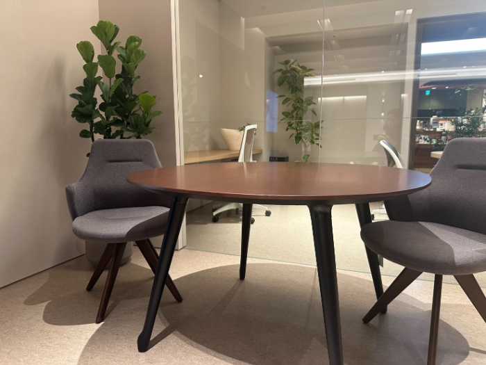 オカムラの椅子①