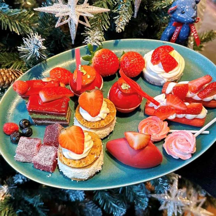 コンラッド大阪・苺2025①