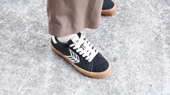 カリウマの着用女性