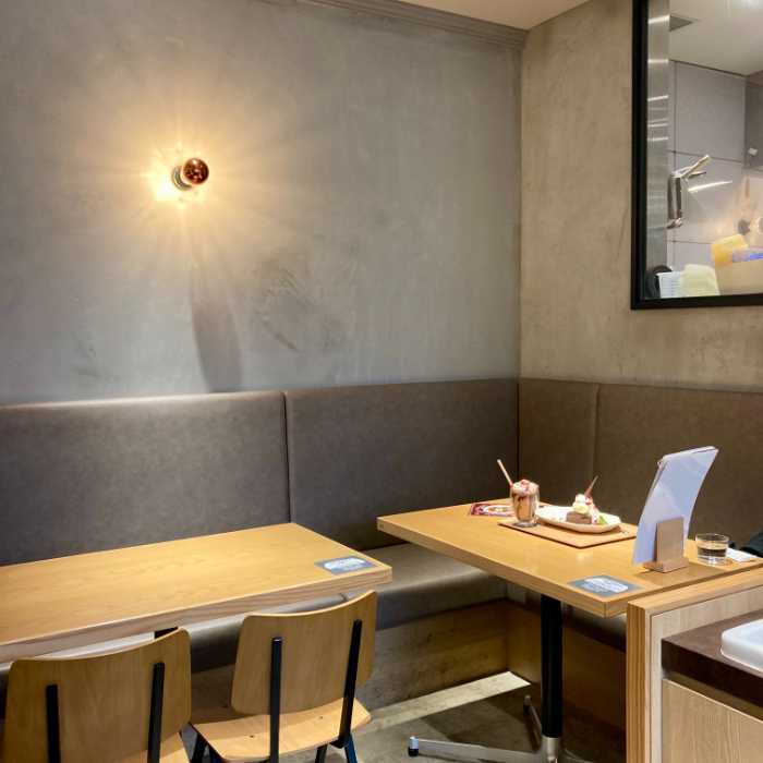 CAFE DULCETのソファ席