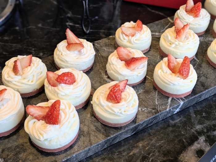 コンラッド大阪のストロベリースイーツビュッフェ⑧