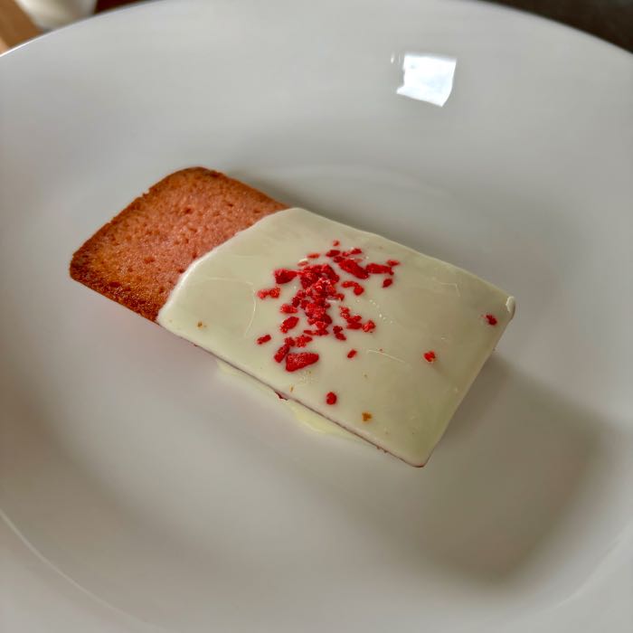 ファミマのフィナンシェ