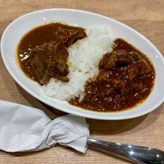 豊味館の牛タンカレー、牛テールカレー