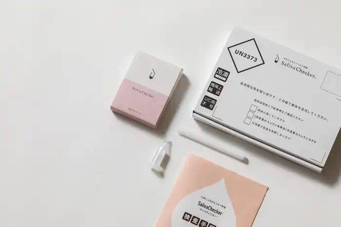 サリバチェッカーのキット①