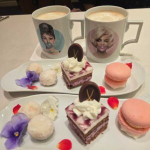 マリリン・モンローとオオードリー・ヘップバーン