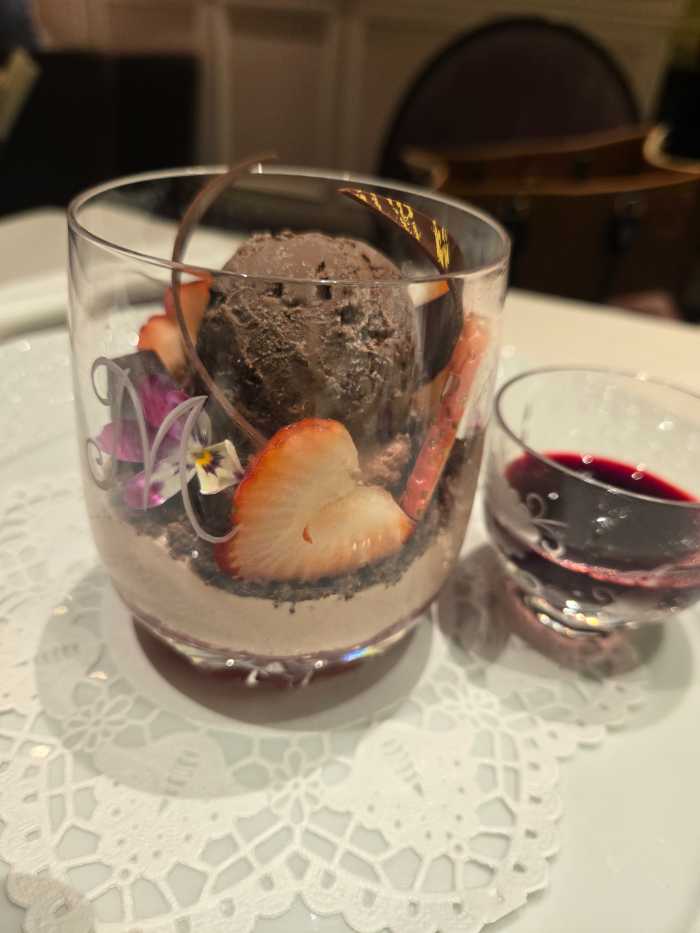 バレンタイン限定パフェ