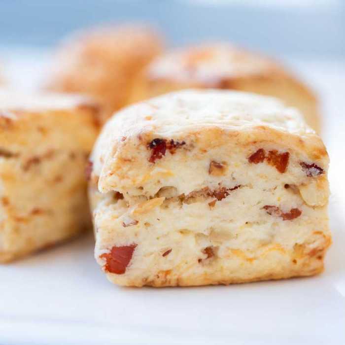 Dear...Sconeのベーコンナッツスコーン公式写真