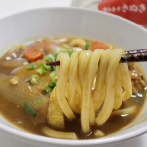 カトキチカレーうどんの麺