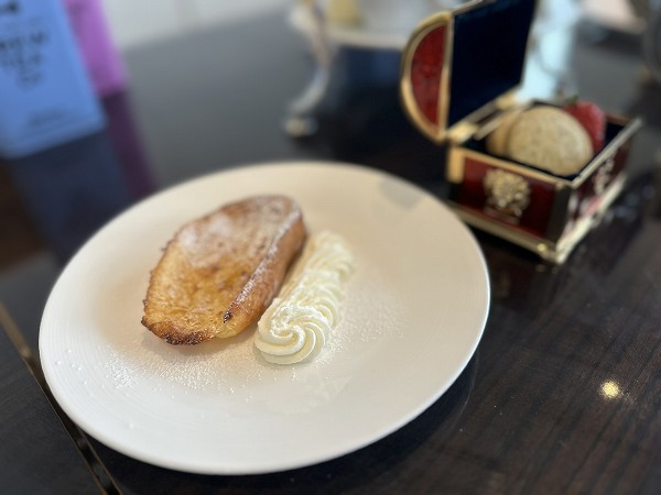 ドーセット バイ アゴーラ 大阪堺のアフタヌーンティーです。