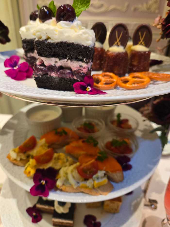 スイーツとセイボリー