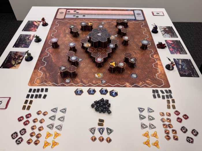 ｢BANDAI TABLETOP GAMES｣のビジュアル