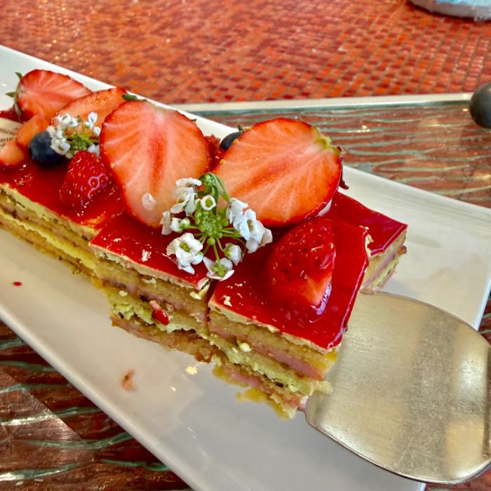 グランカフェのデザート4