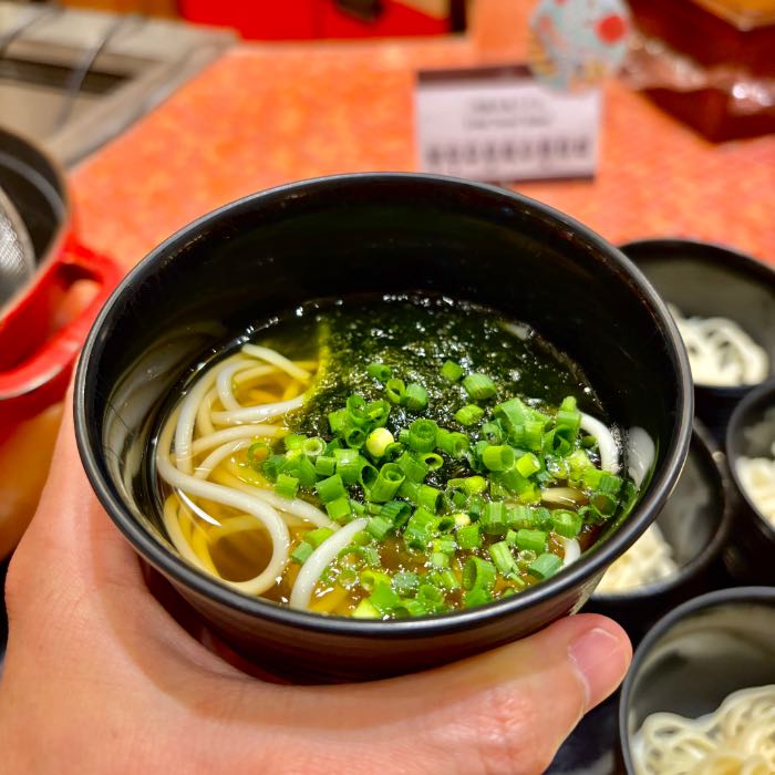 グランカフェの麺3