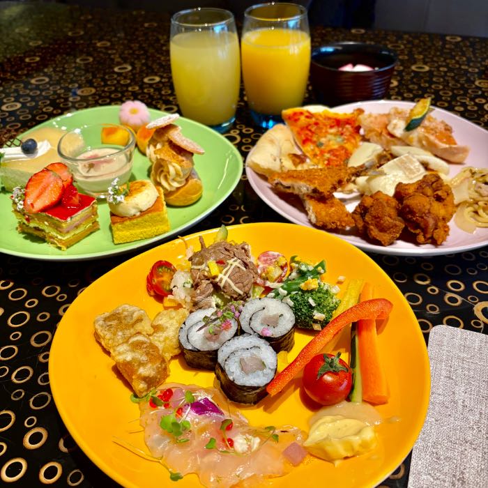 グランカフェの全体1