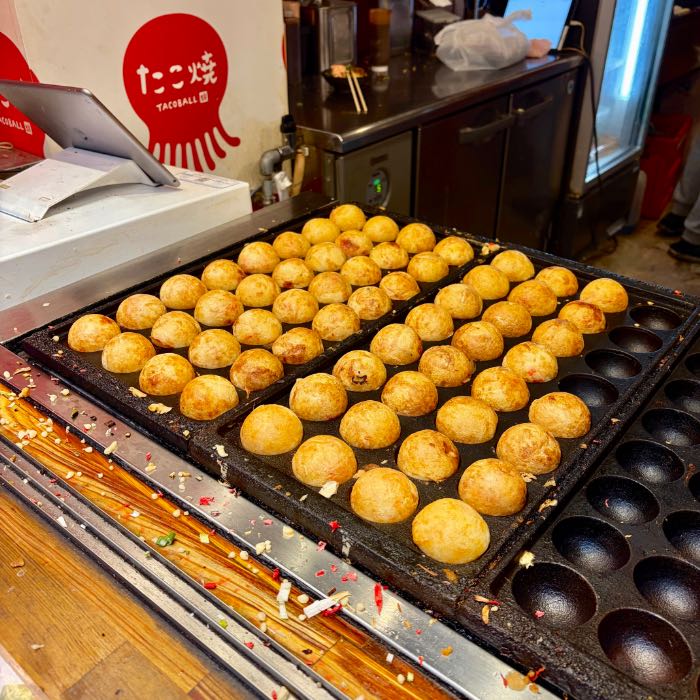 タコとハイボールの内装1