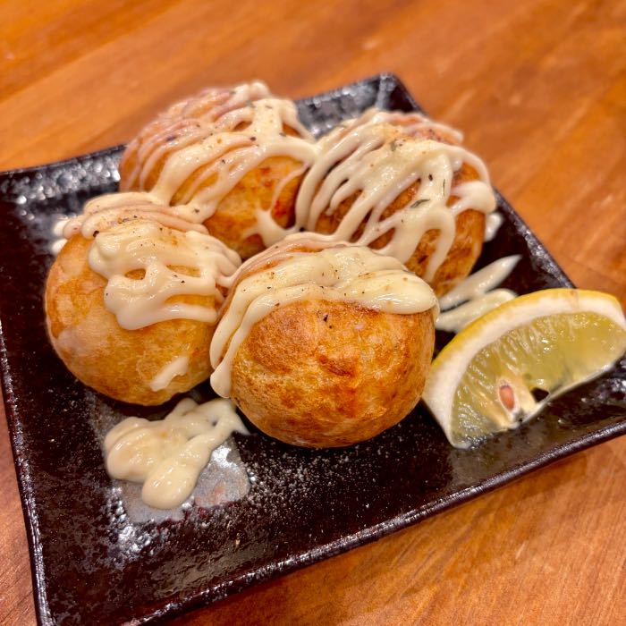 タコとハイボールのタコ焼き1