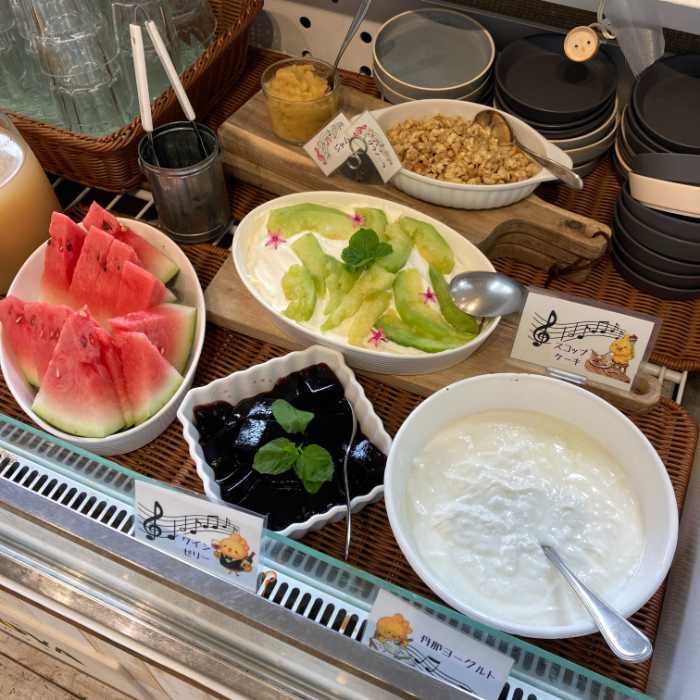 ブッフェ台のデザートエリア