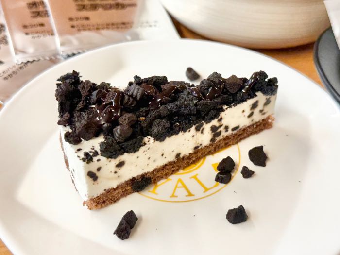 くら寿司スヌーピーコラボのケーキ