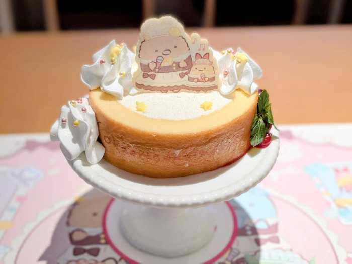 メイドカフェ｢あっとほぉーむカフェ｣と｢すみっコぐらし｣のコラボ9