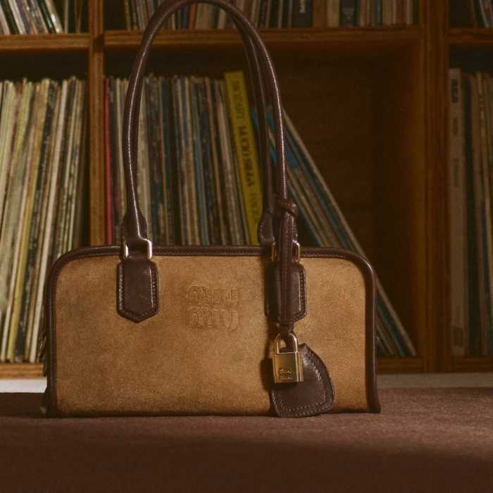ミュウミュウのポップアップ「Miu Miu Vinyl Club」開催！音楽と