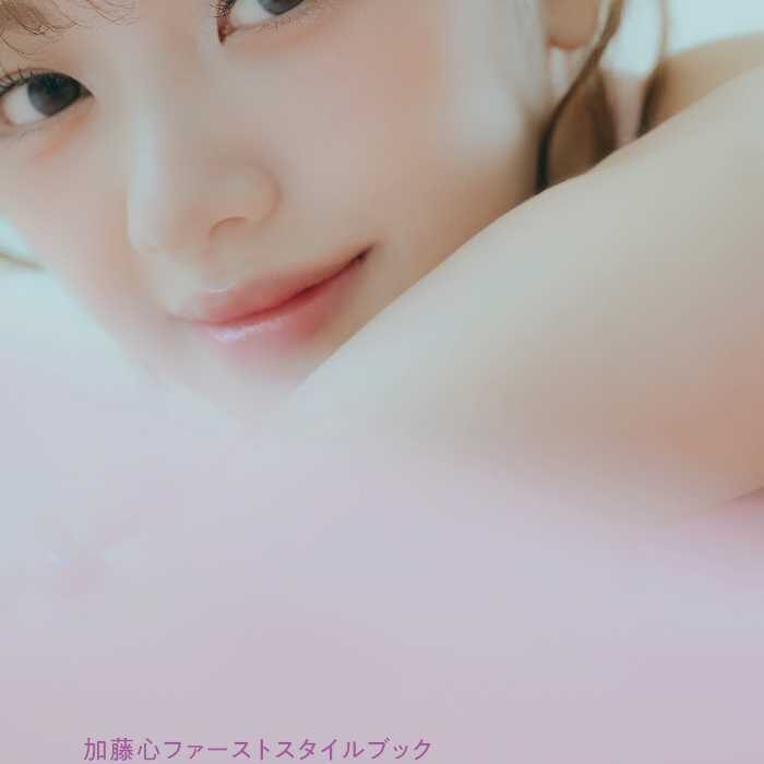 加藤心の表紙がついに解禁！初スタイルブック『C+LOVER』で新たな魅力
