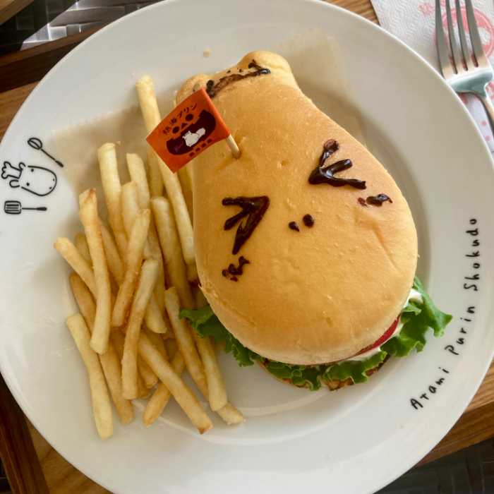 ドライブイン熱海プリン食堂のダブルかばーがー上から